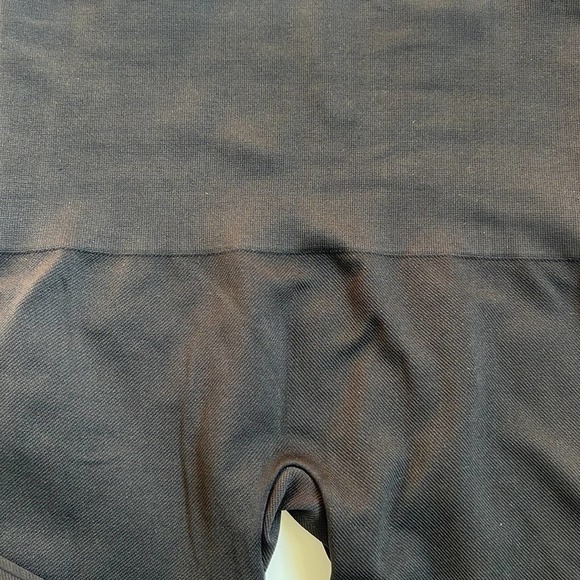 SPANX black look at me now seamless leggings M - Picture 4 of 9